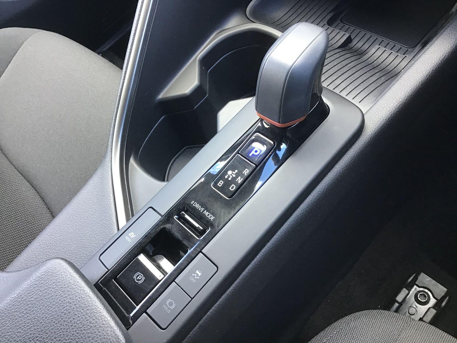 Used Toyota C-HR 2025 for sale - 78019657: Photo 14