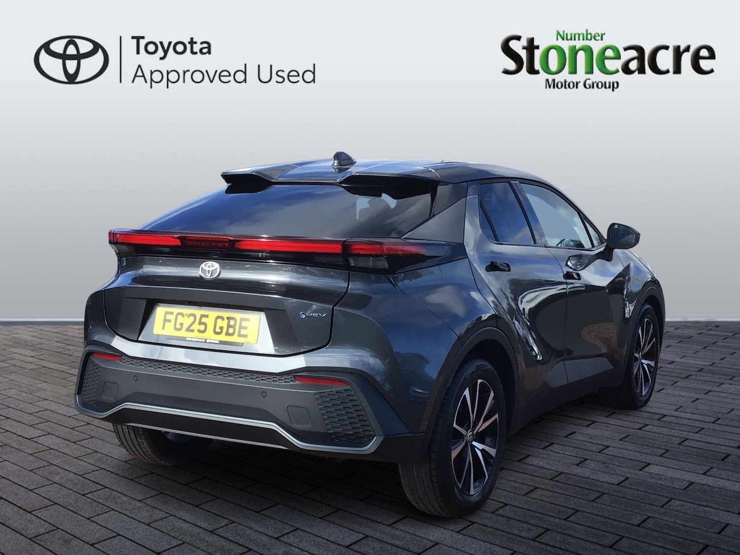 Used Toyota C-HR 2025 for sale - 78019657: Photo 2