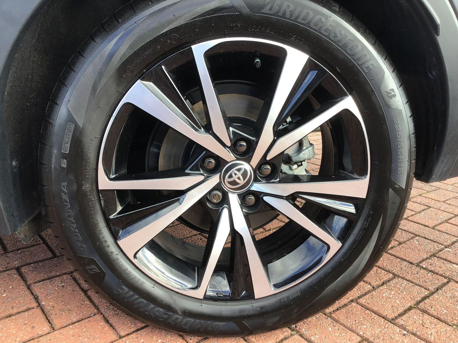 Used Toyota C-HR 2025 for sale - 78019657: Photo 25