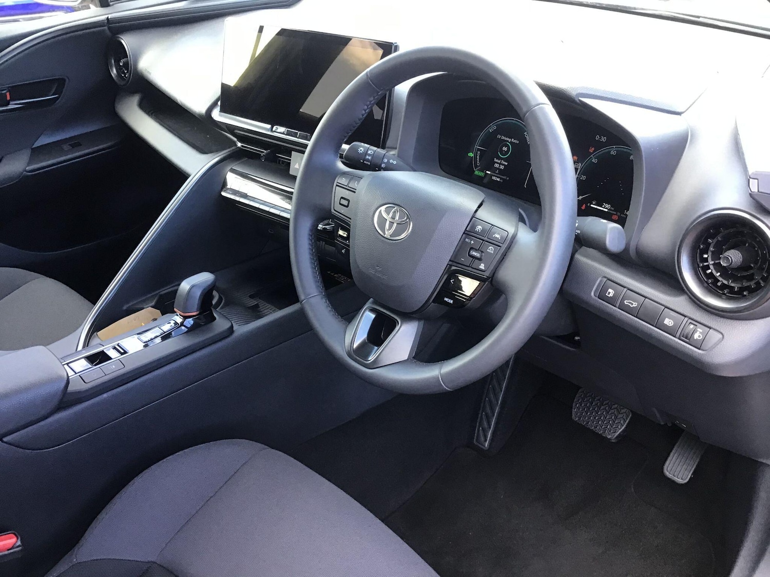 Used Toyota C-HR 2025 for sale - 78019657: Photo 9