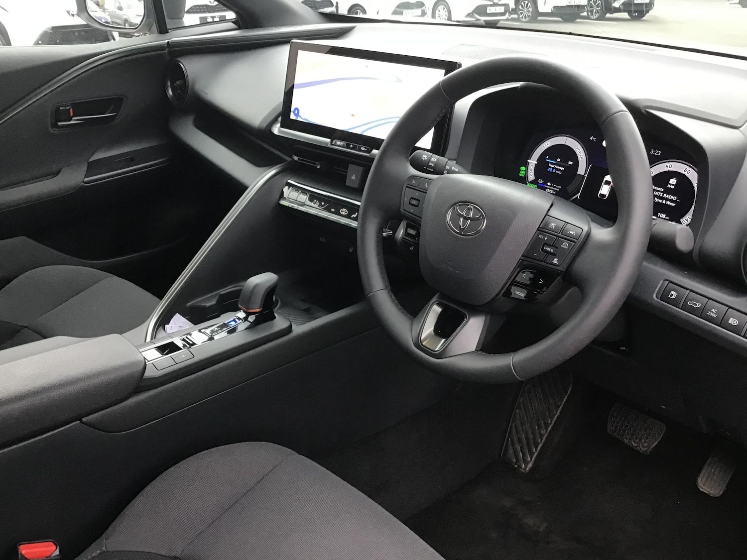 Used Toyota C-HR for sale - 76440589: Photo 15