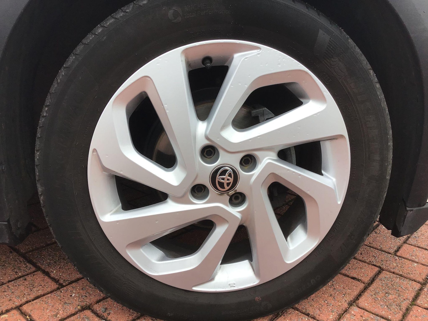 Used Toyota Aygo X 2023 for sale - 76440675: Photo 11