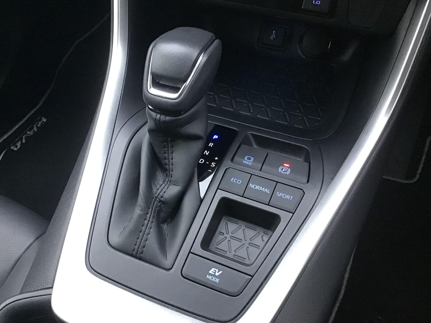 Used Toyota RAV4 2022 for sale - 77074637: Photo 15