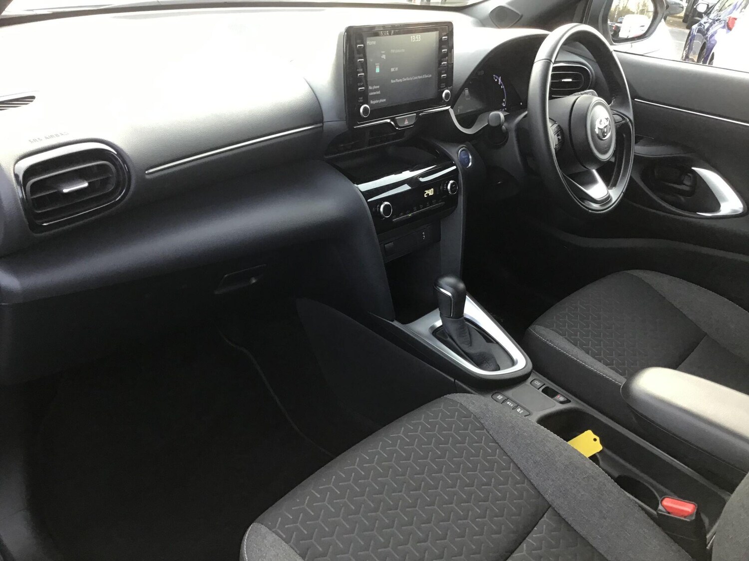 Used Toyota Yaris Cross 2023 for sale - 77495818: Photo 13