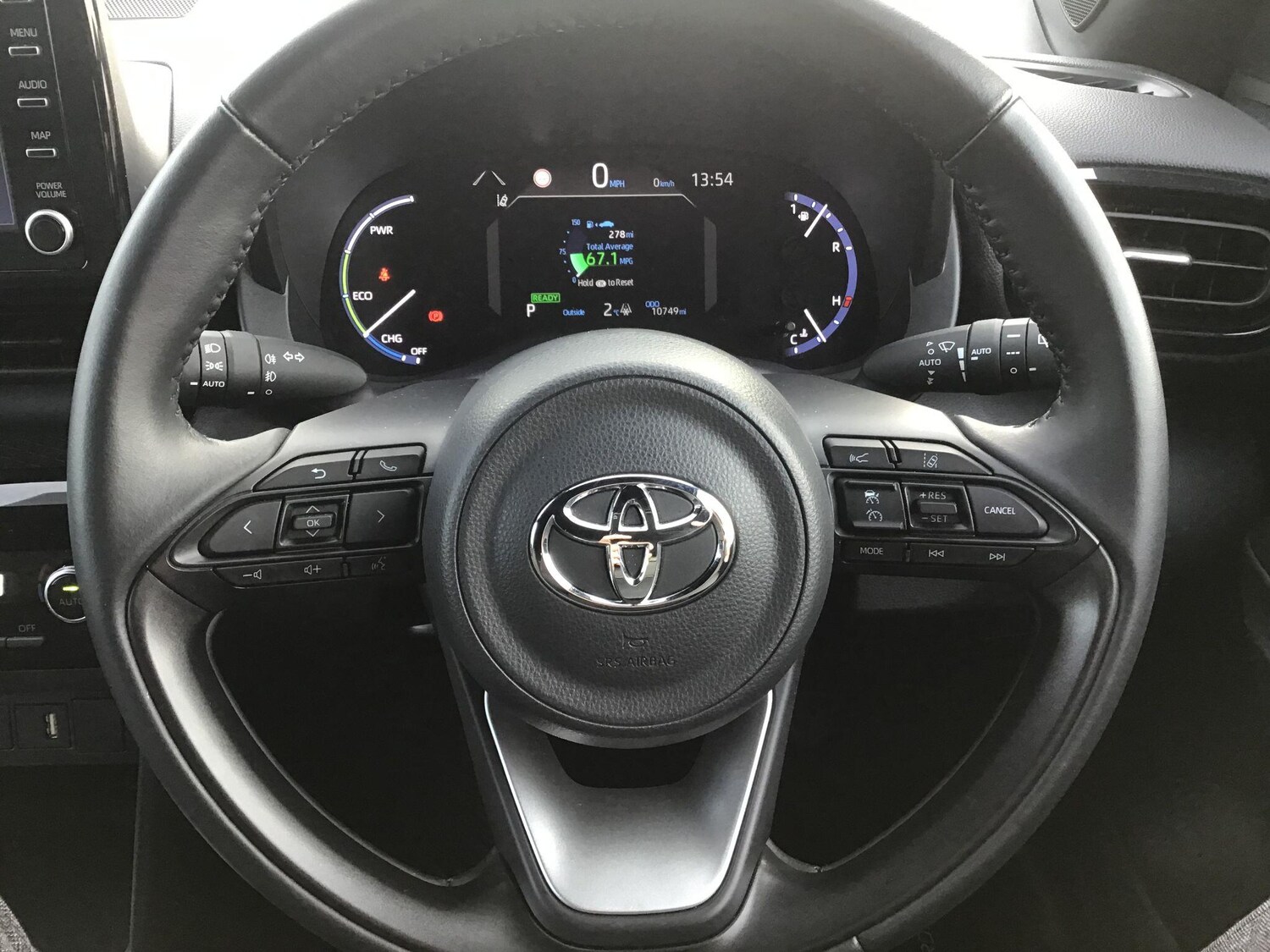 Used Toyota Yaris Cross 2023 for sale - 77495818: Photo 17