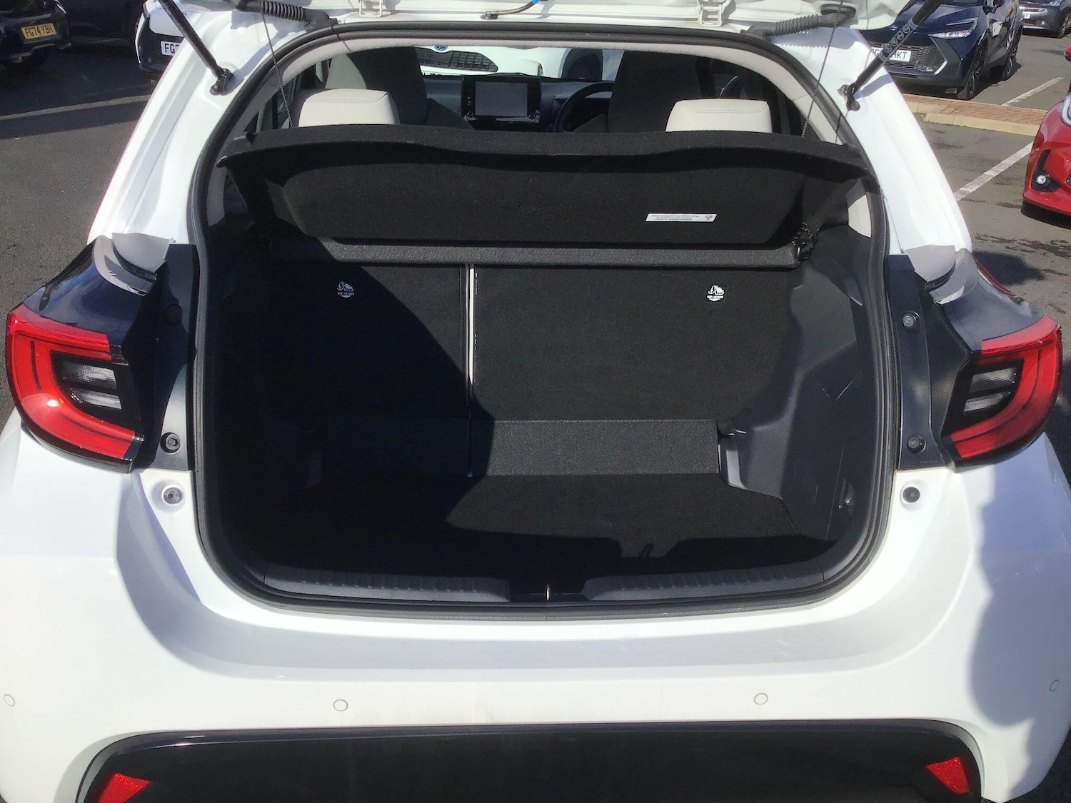 Used Toyota Yaris for sale - 77671825: Photo 12