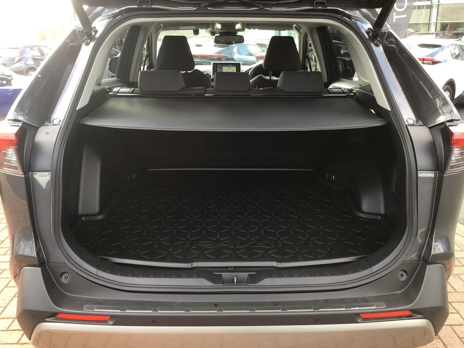 Used Toyota RAV4 for sale - 77769412: Photo 12