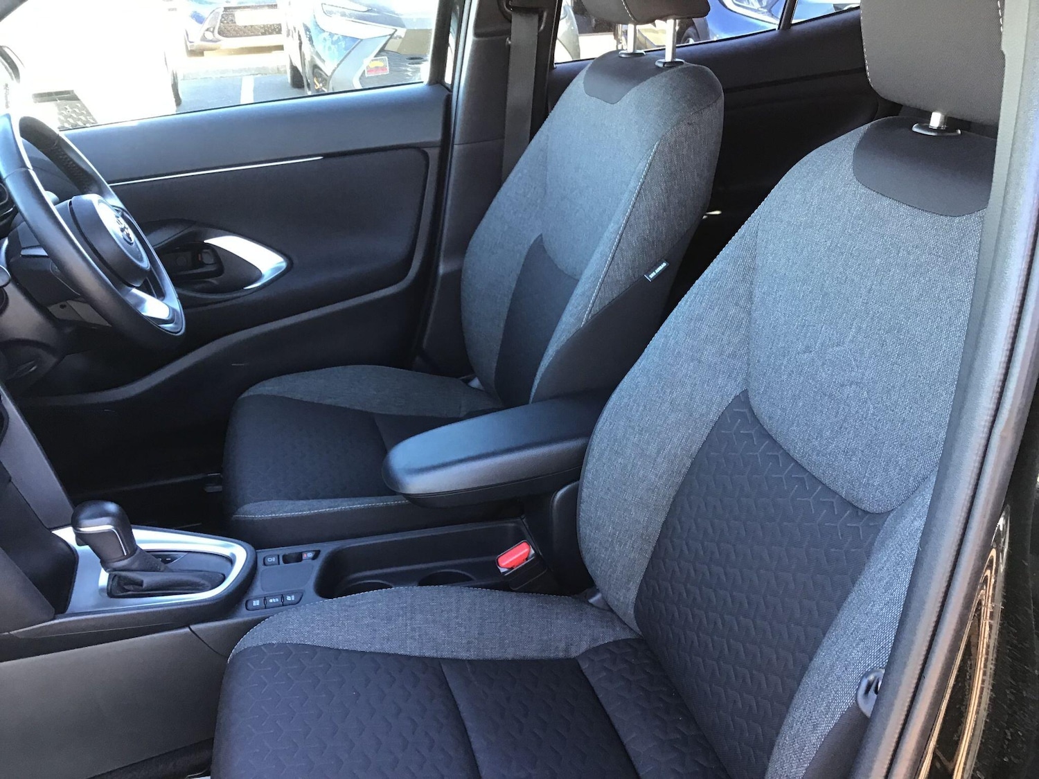 Used Toyota Yaris Cross 2022 for sale - 78048169: Photo 19