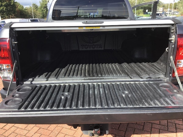 Used Toyota Hilux 2019 for sale - 76020819: Photo 12