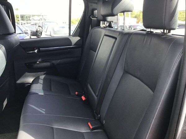 Used Toyota Hilux 2019 for sale - 76020819: Photo 21