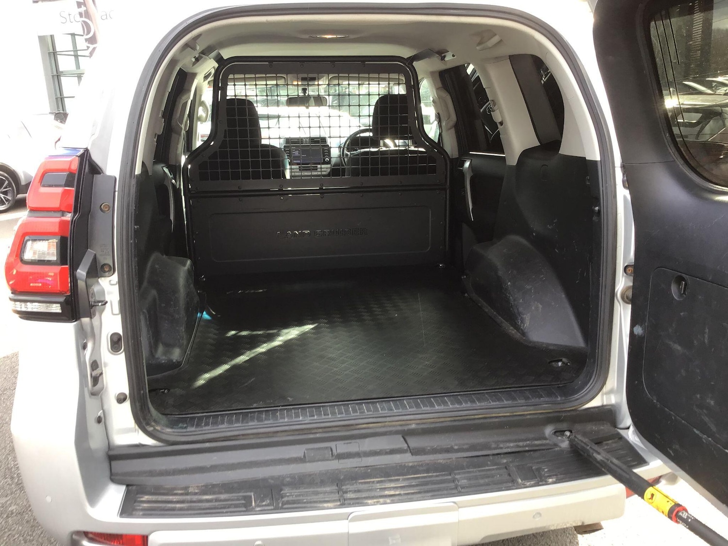 Used Toyota Land Cruiser 2021 for sale - 77839868: Photo 18