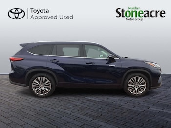 Used Toyota Highlander 2021 for sale - 75279387: Photo