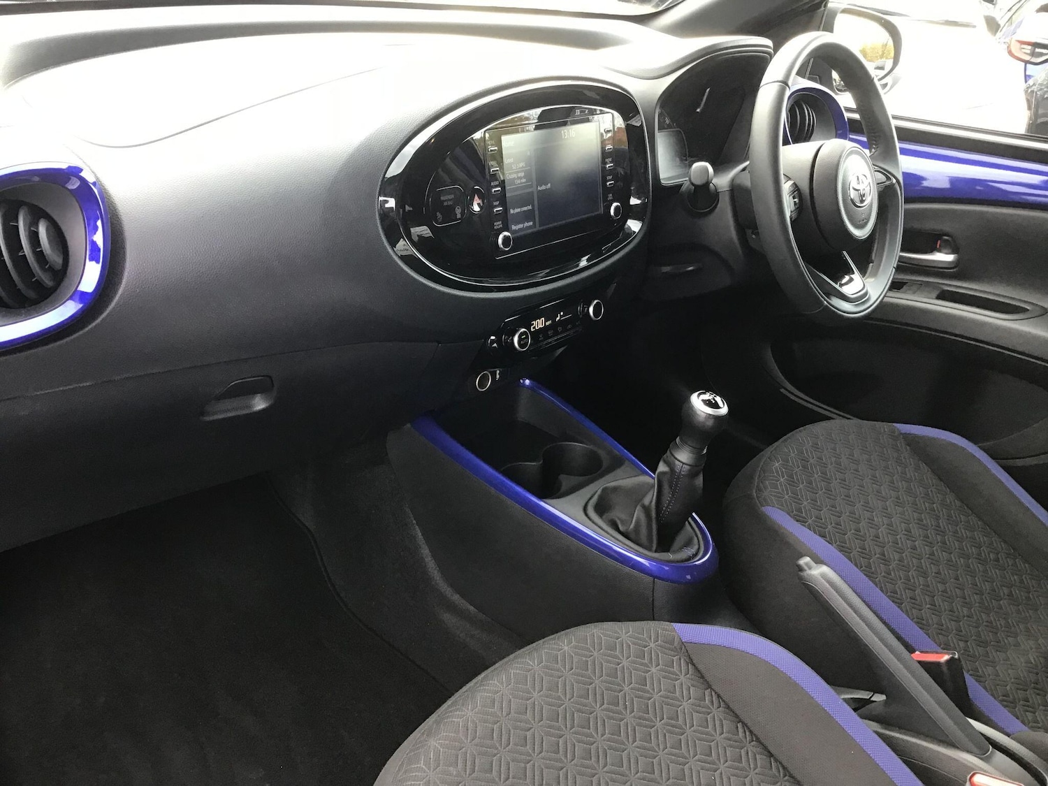 Used Toyota Aygo X 2022 for sale - 76671651: Photo 13