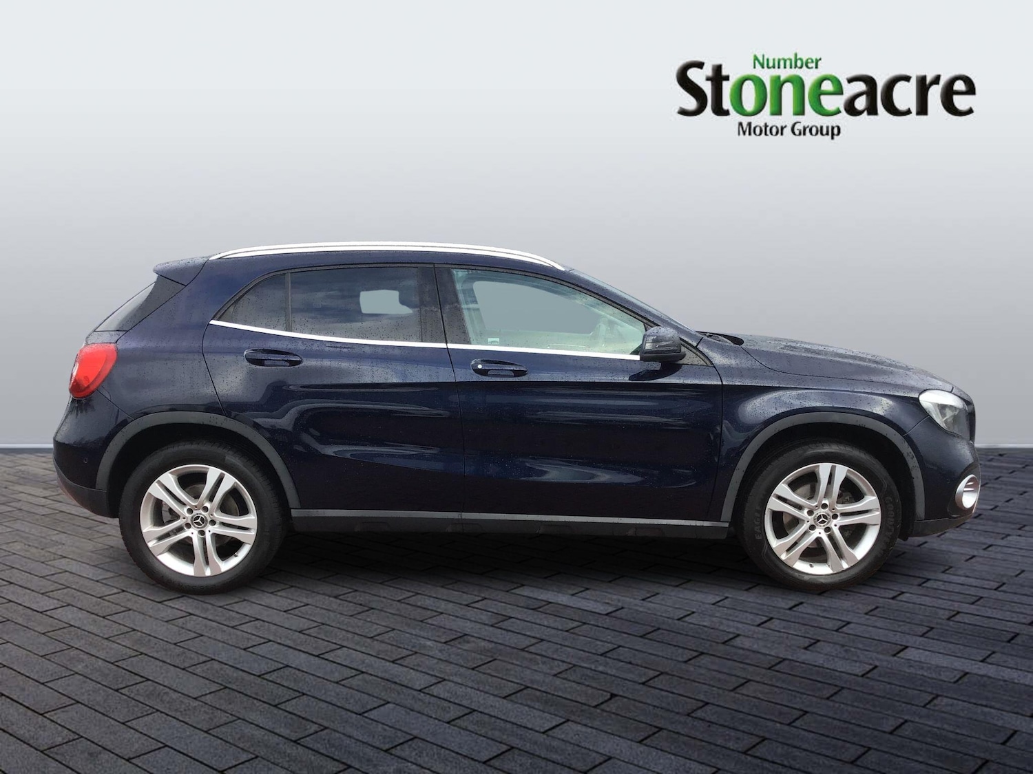 Used Mercedes-Benz GLA 2018 for sale - 77411917: Photo 2