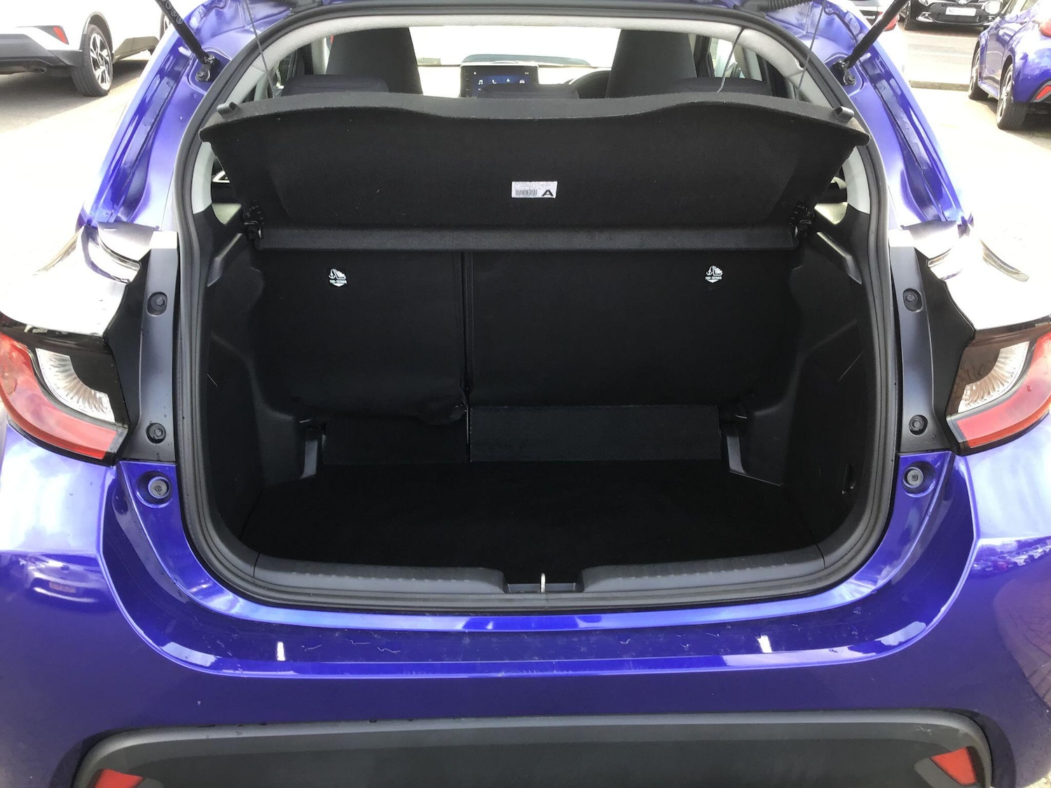 Used Toyota Yaris 2024 for sale - 77710508: Photo 12