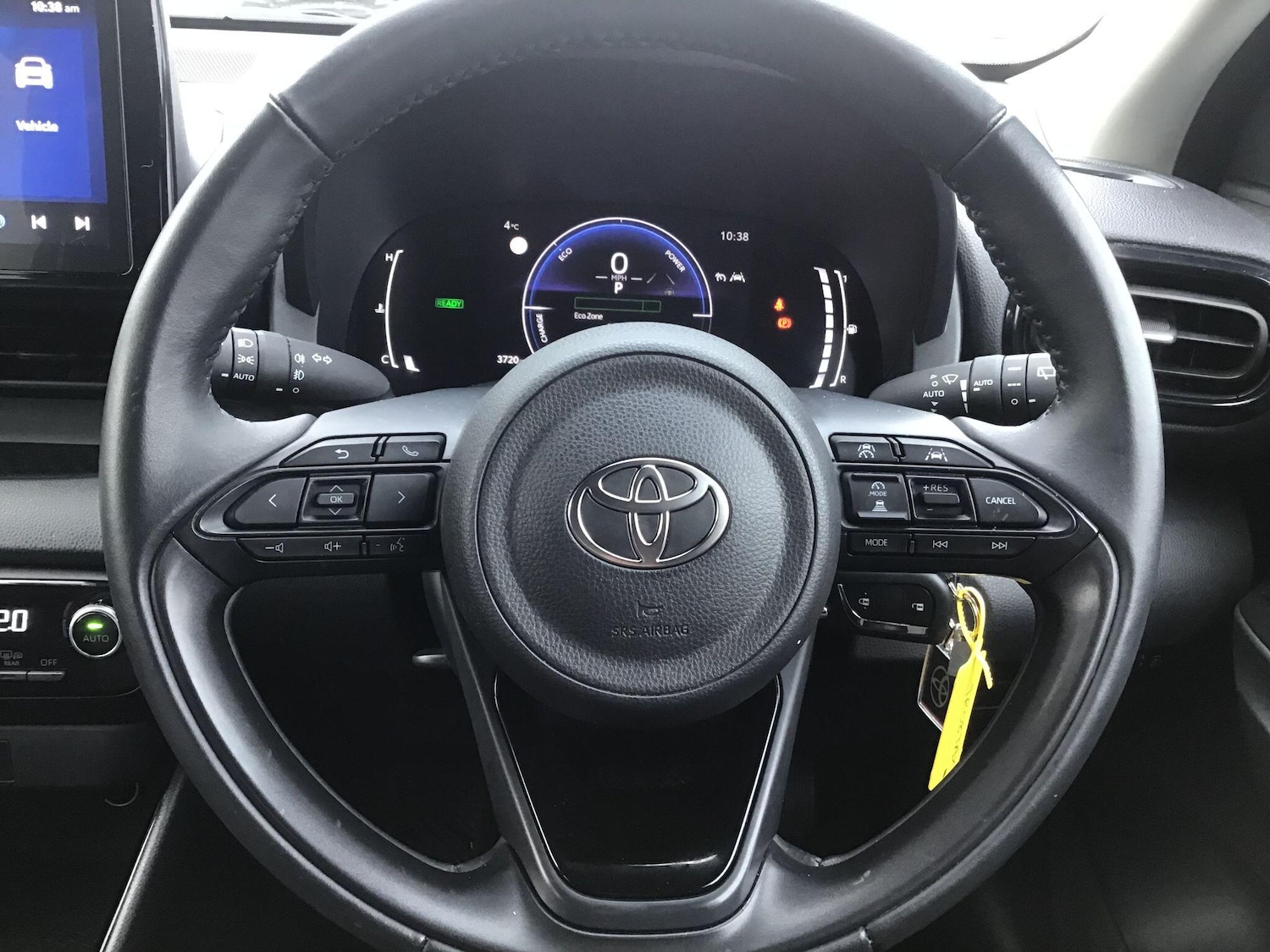 Used Toyota Yaris 2024 for sale - 77439953: Photo 18