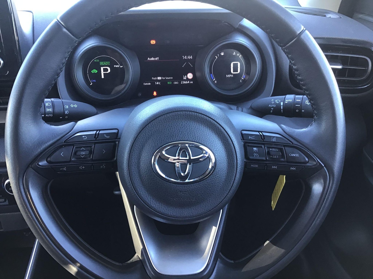 Used Toyota Yaris 2023 for sale - 76613059: Photo 17