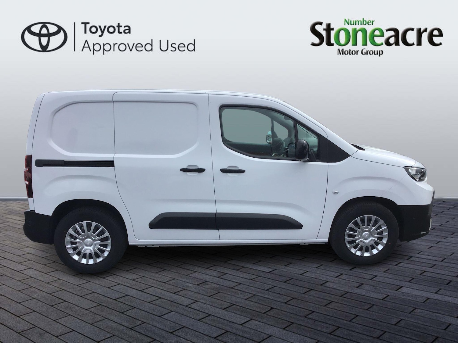 Used Toyota ProAce 2024 for sale - 77722535: Photo 2