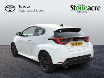 Used Toyota Yaris 2024 for sale - 78073214: Photo