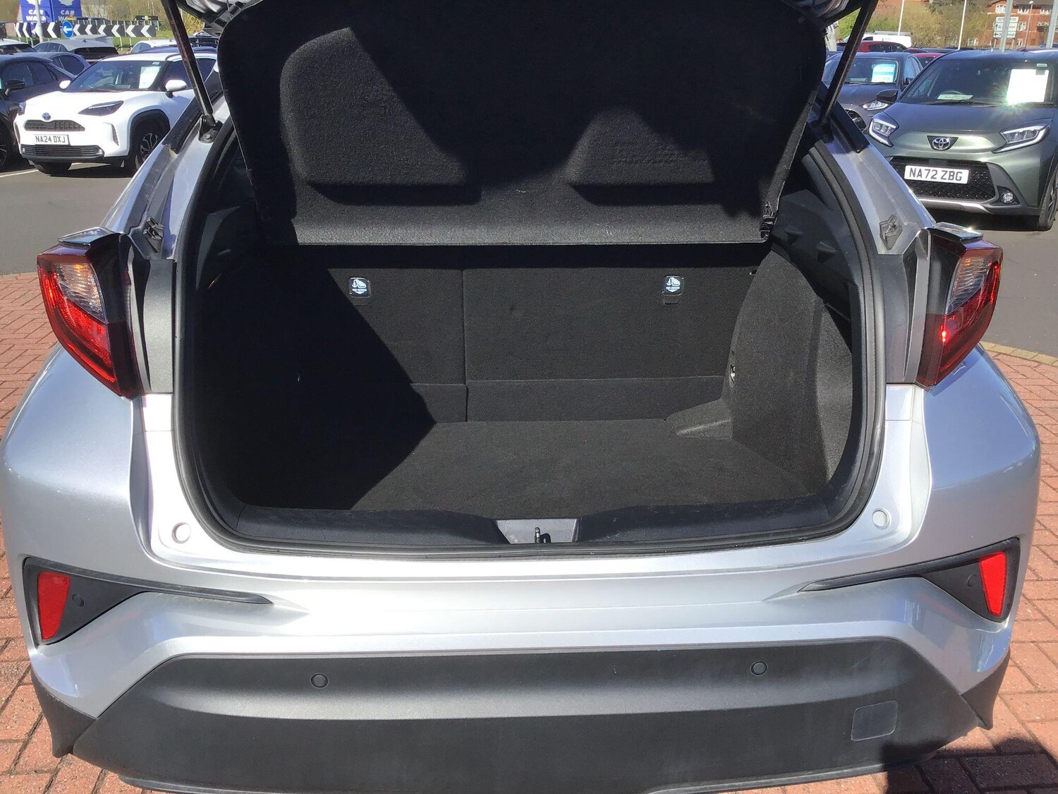 Used Toyota C-HR 2022 for sale - 78170884: Photo 21