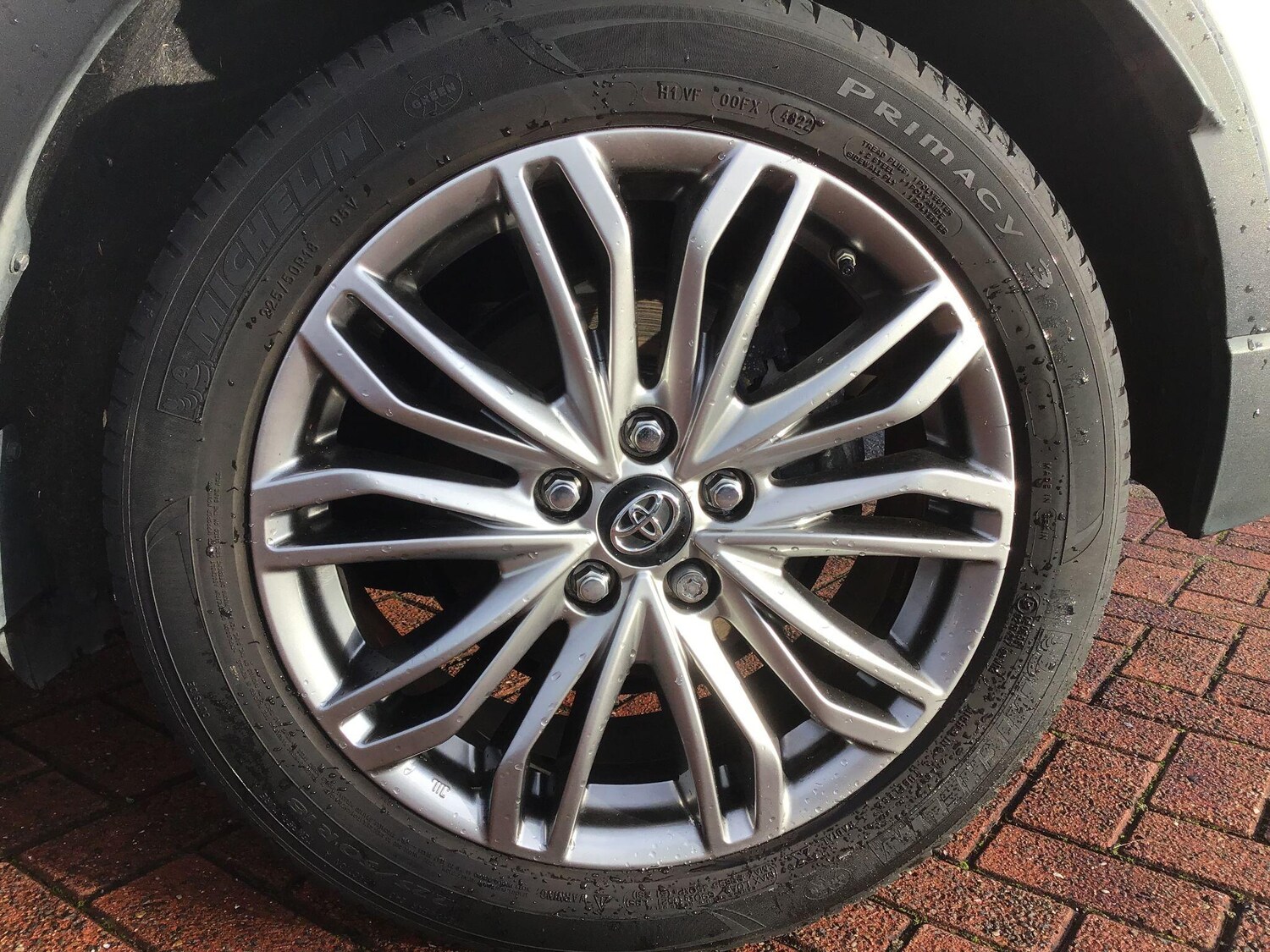 Used Toyota C-HR for sale - 76996805: Photo 11