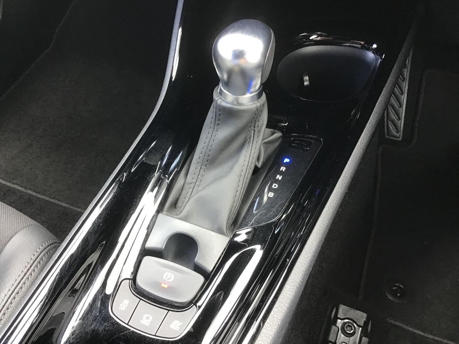 Used Toyota C-HR 2023 for sale - 78127304: Photo 12