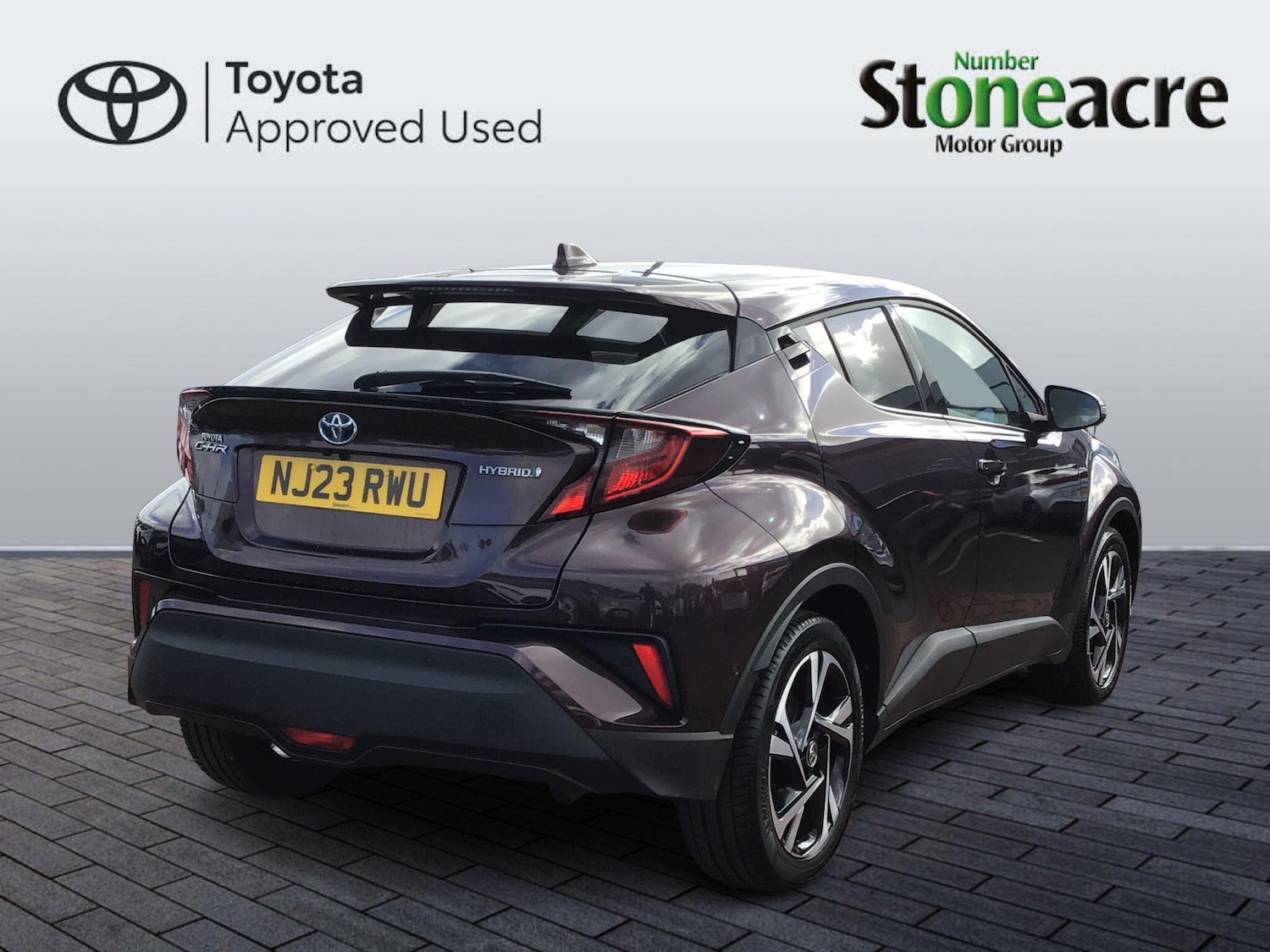 Used Toyota C-HR 2023 for sale - 78127304: Photo 2