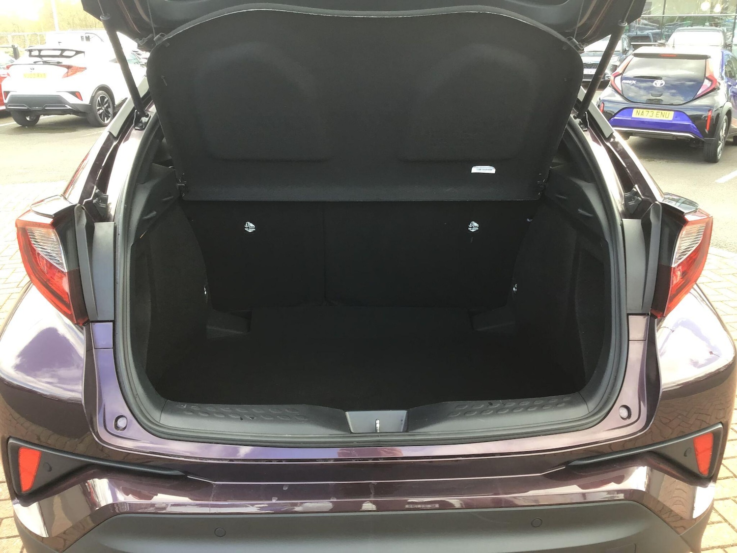 Used Toyota C-HR 2023 for sale - 78127304: Photo 20