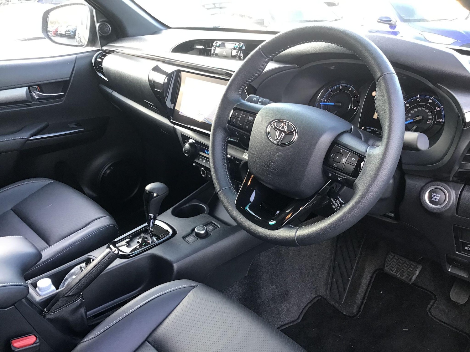 Used Toyota Hilux 2025 for sale - 76743260: Photo 15
