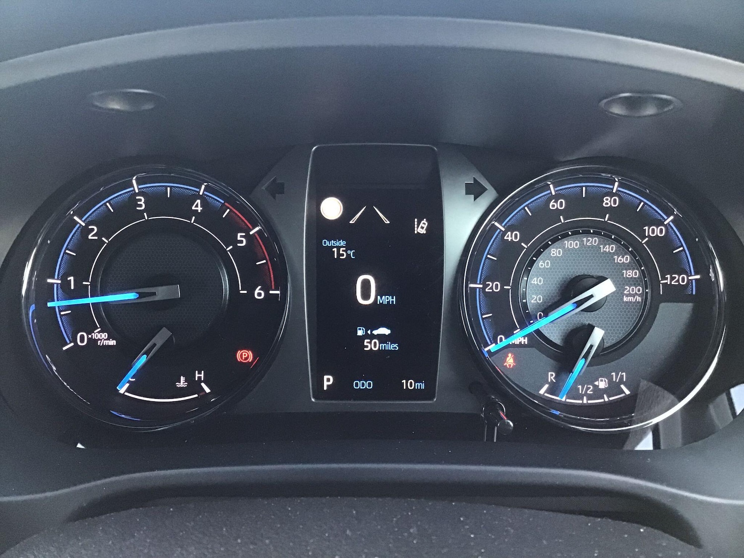 Used Toyota Hilux 2025 for sale - 76743260: Photo 19