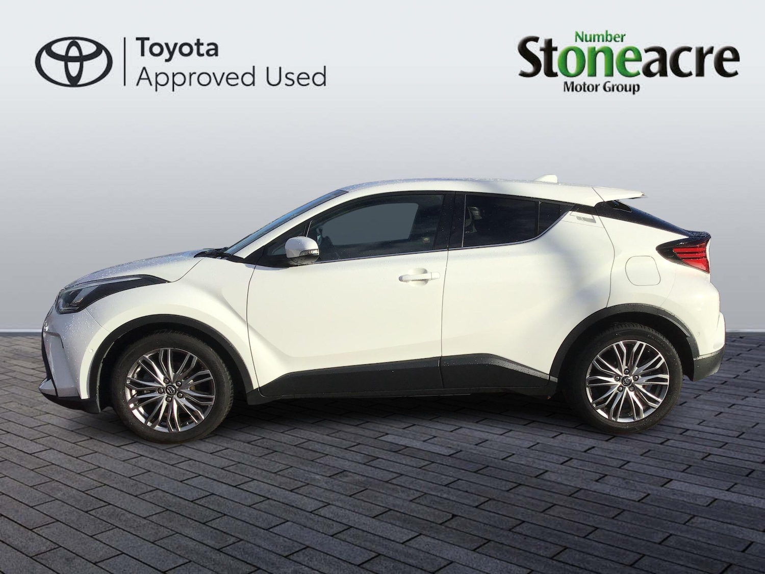 Used Toyota C-HR 2023 for sale - 76689658: Photo 8