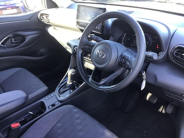 Used Toyota Yaris 2025 for sale - 76307021: Photo 15