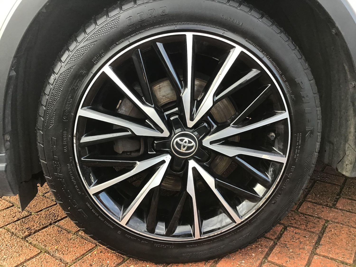 Used Toyota C-HR 2020 for sale - 76561207: Photo 11