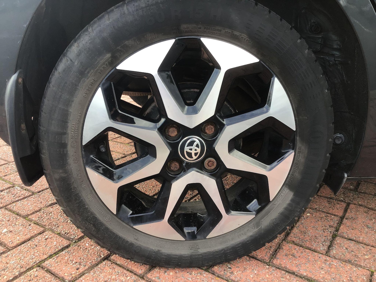 Used Toyota AYGO 2019 for sale - 76359969: Photo 11