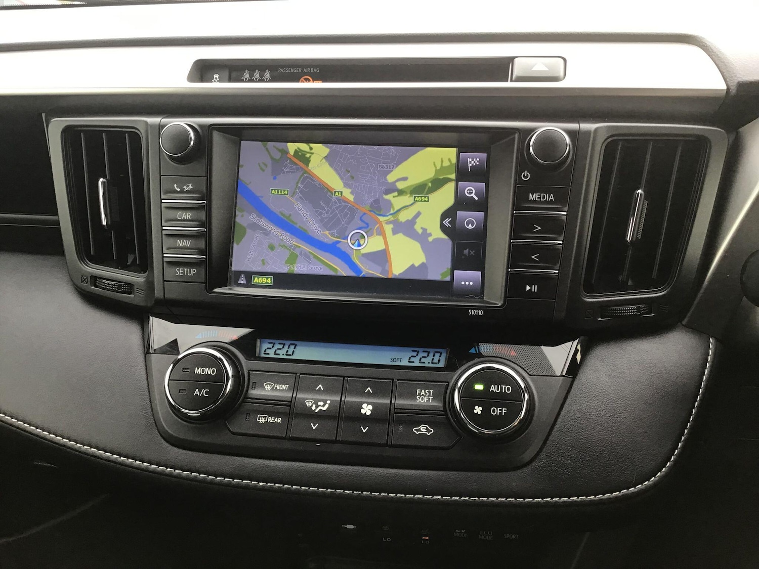 Used Toyota RAV4 2018 for sale - 76513086: Photo 16