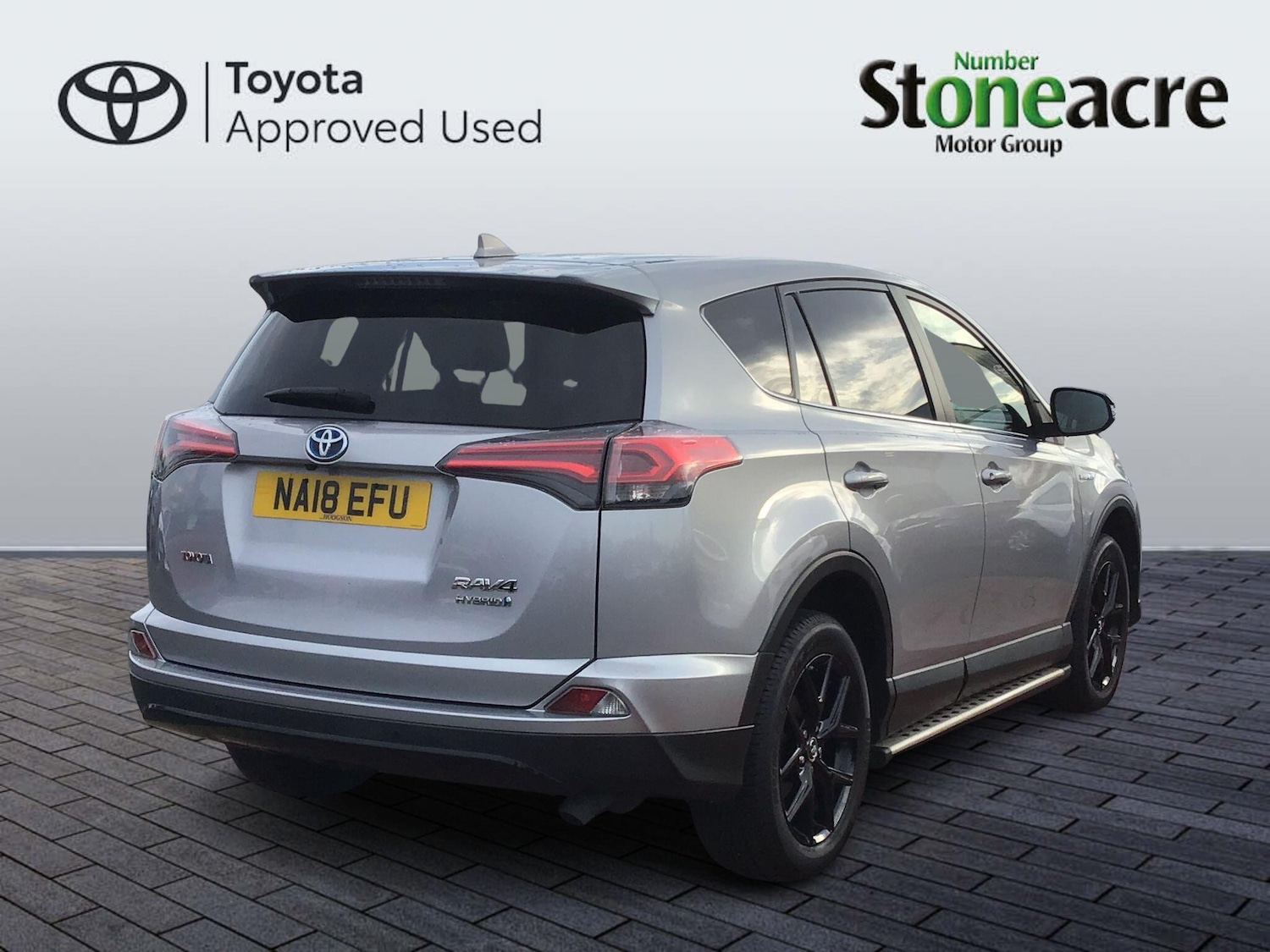 Used Toyota RAV4 2018 for sale - 76513086: Photo 5