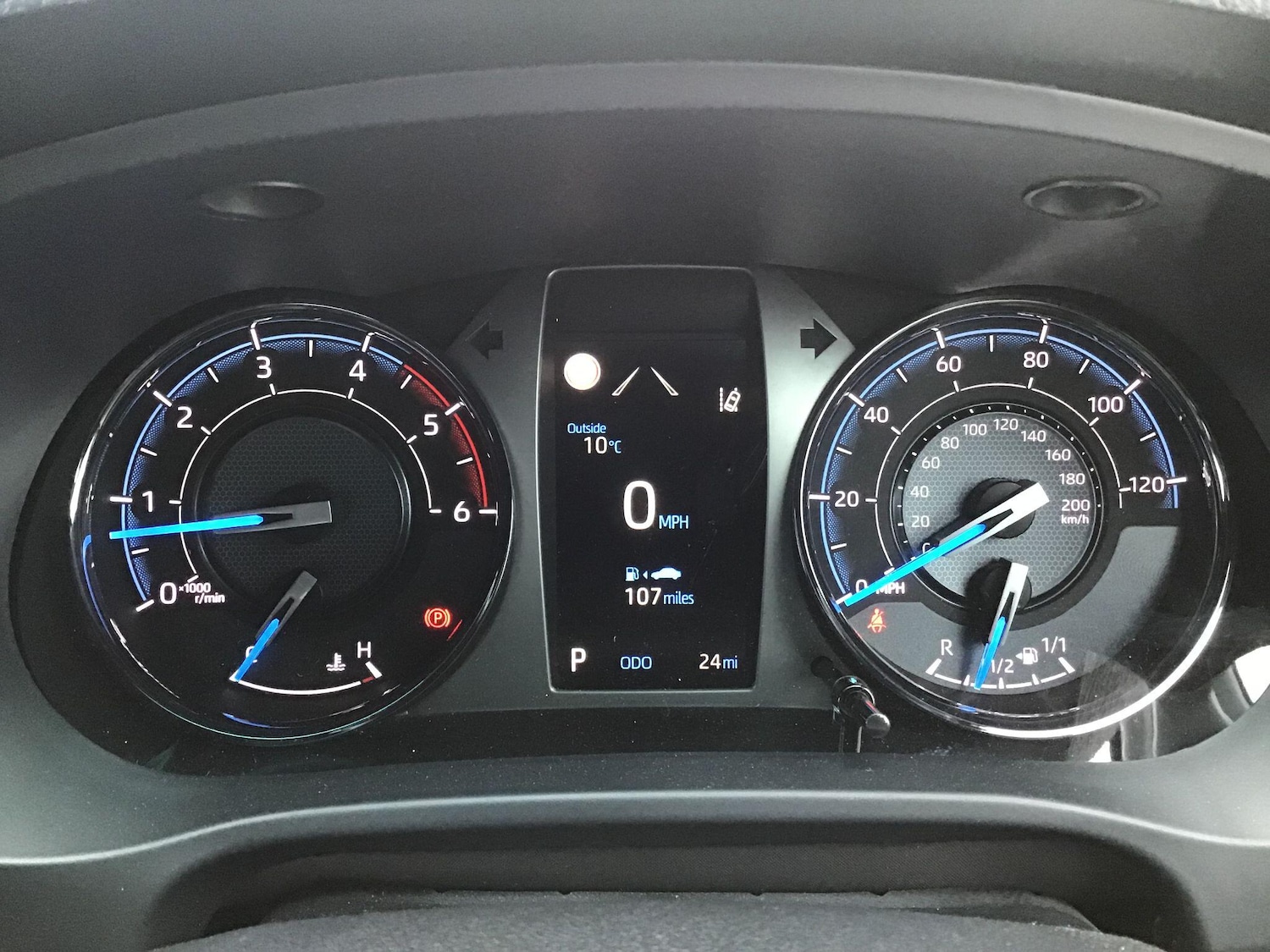 Used Toyota Hilux 2025 for sale - 76472881: Photo 16