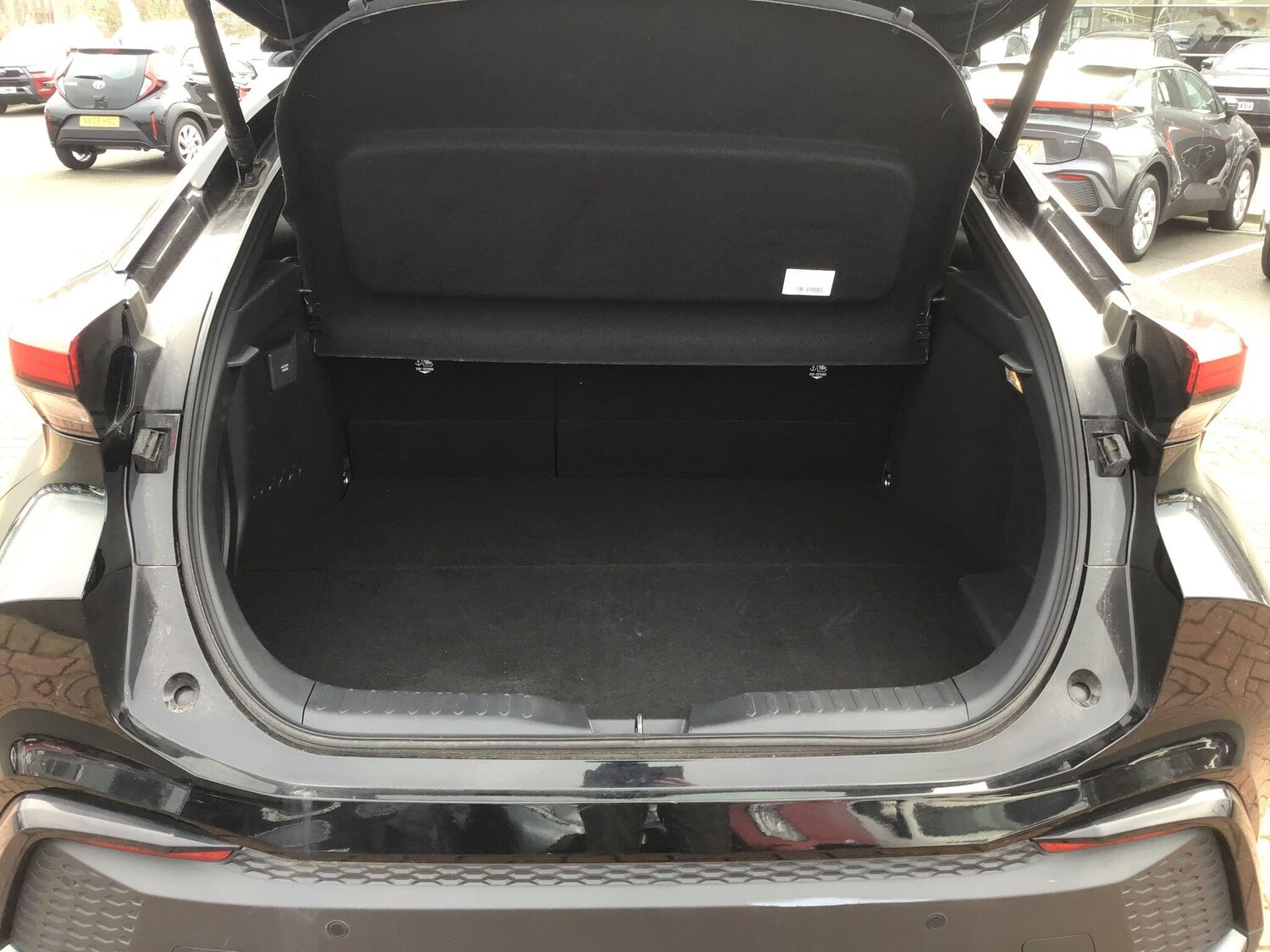 Used Toyota C-HR for sale - 77625943: Photo 12