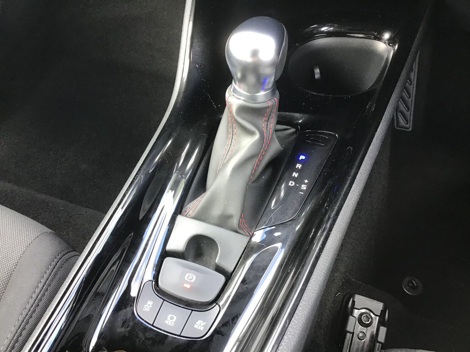 Used Toyota C-HR for sale - 77838487: Photo 12