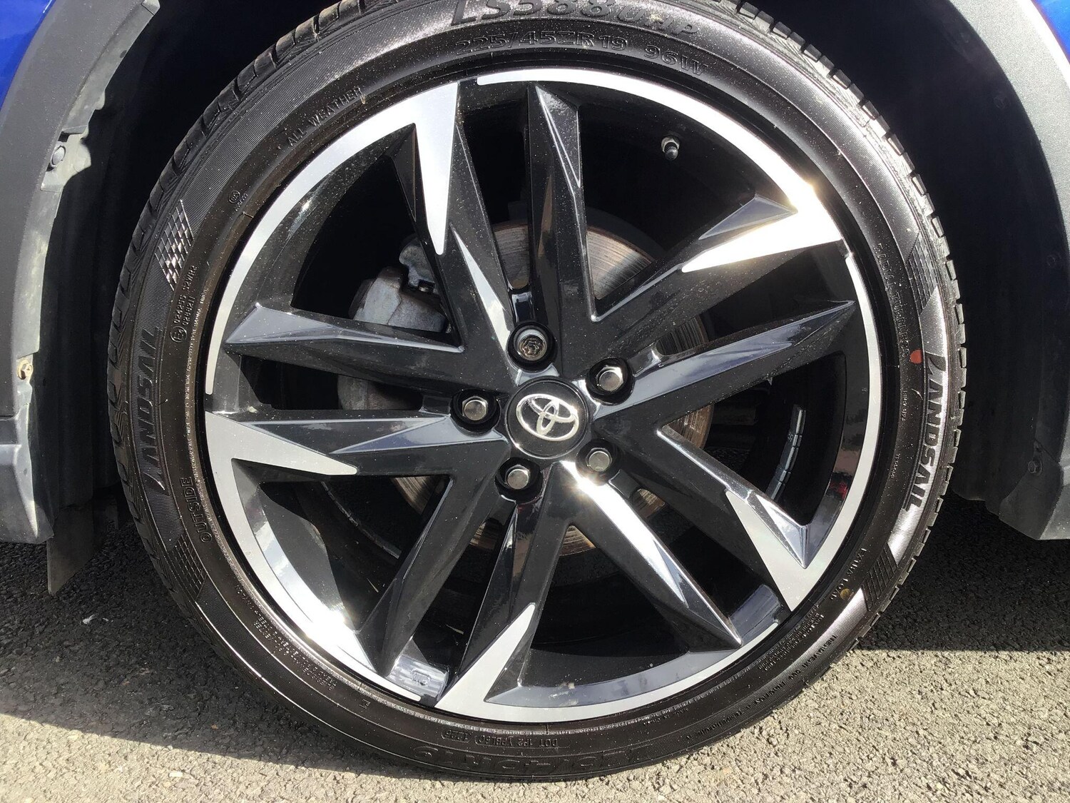 Used Toyota C-HR for sale - 77838487: Photo 25