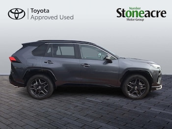 Used Toyota RAV4 2025 for sale - 76189511: Photo 4