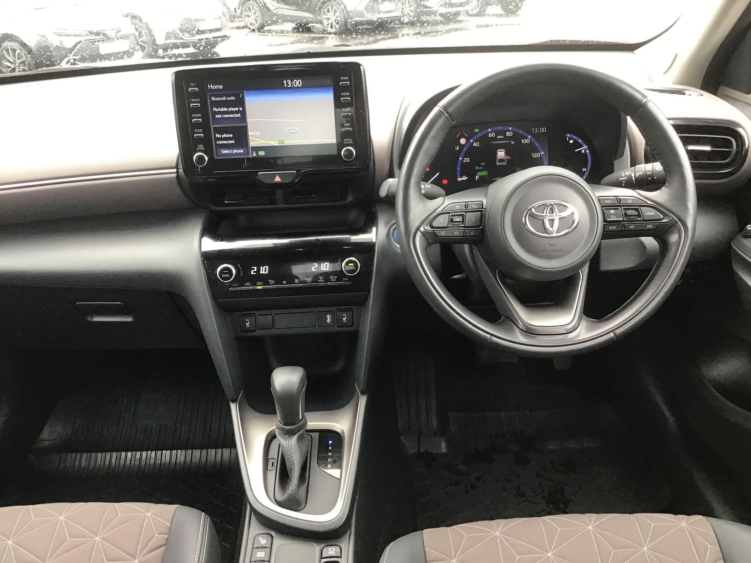 Used Toyota Yaris Cross 2022 for sale - 76166717: Photo 14