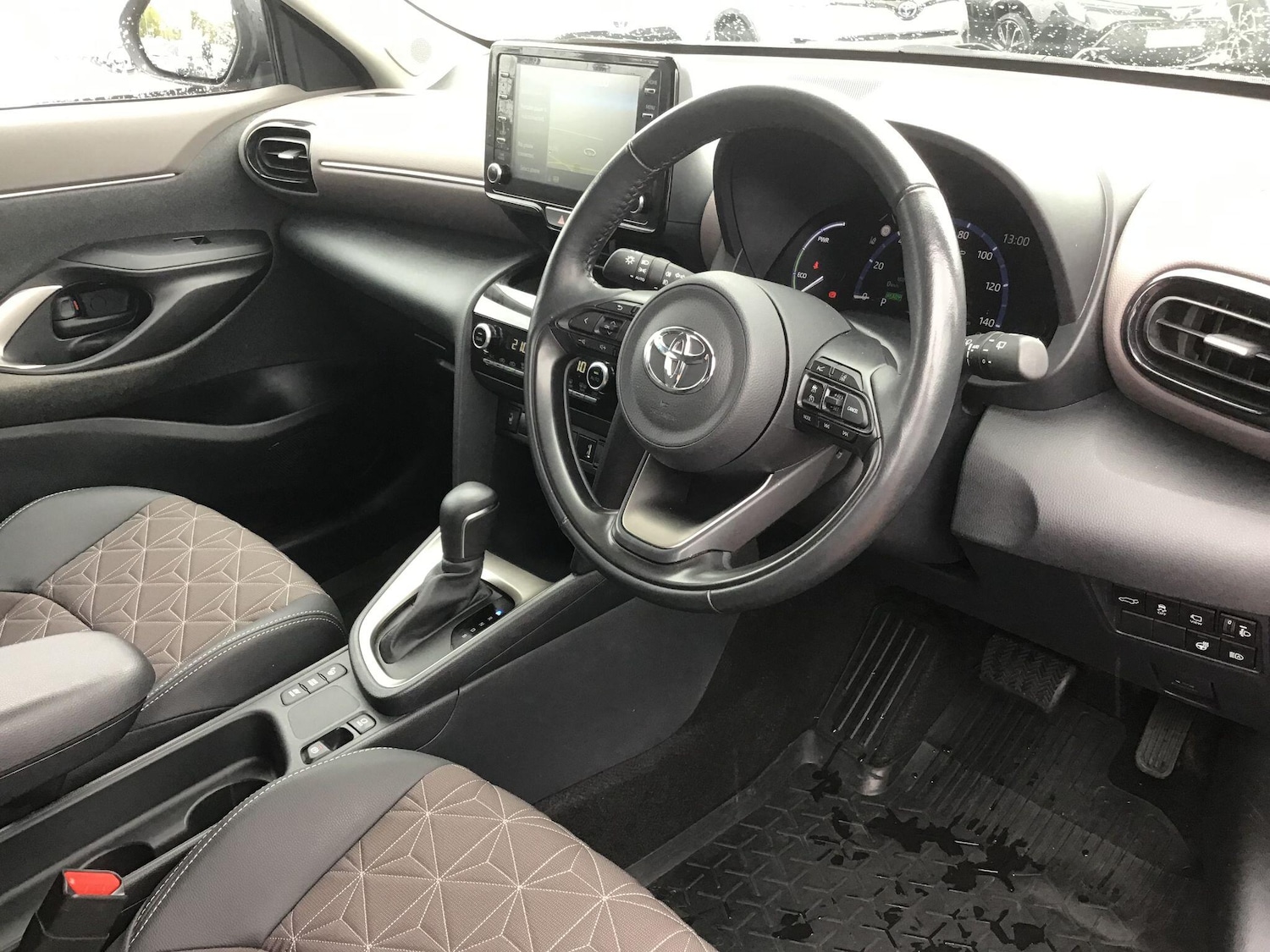 Used Toyota Yaris Cross 2022 for sale - 76166717: Photo 15
