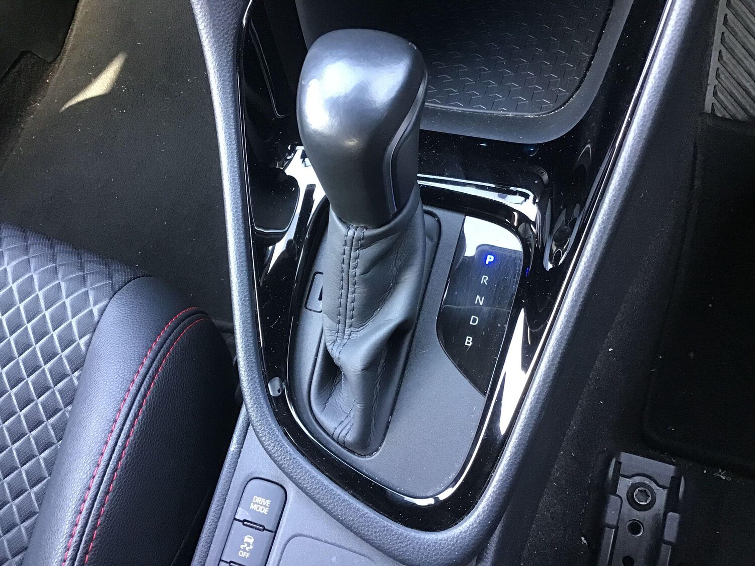 Used Toyota Yaris for sale - 78214785: Photo 14