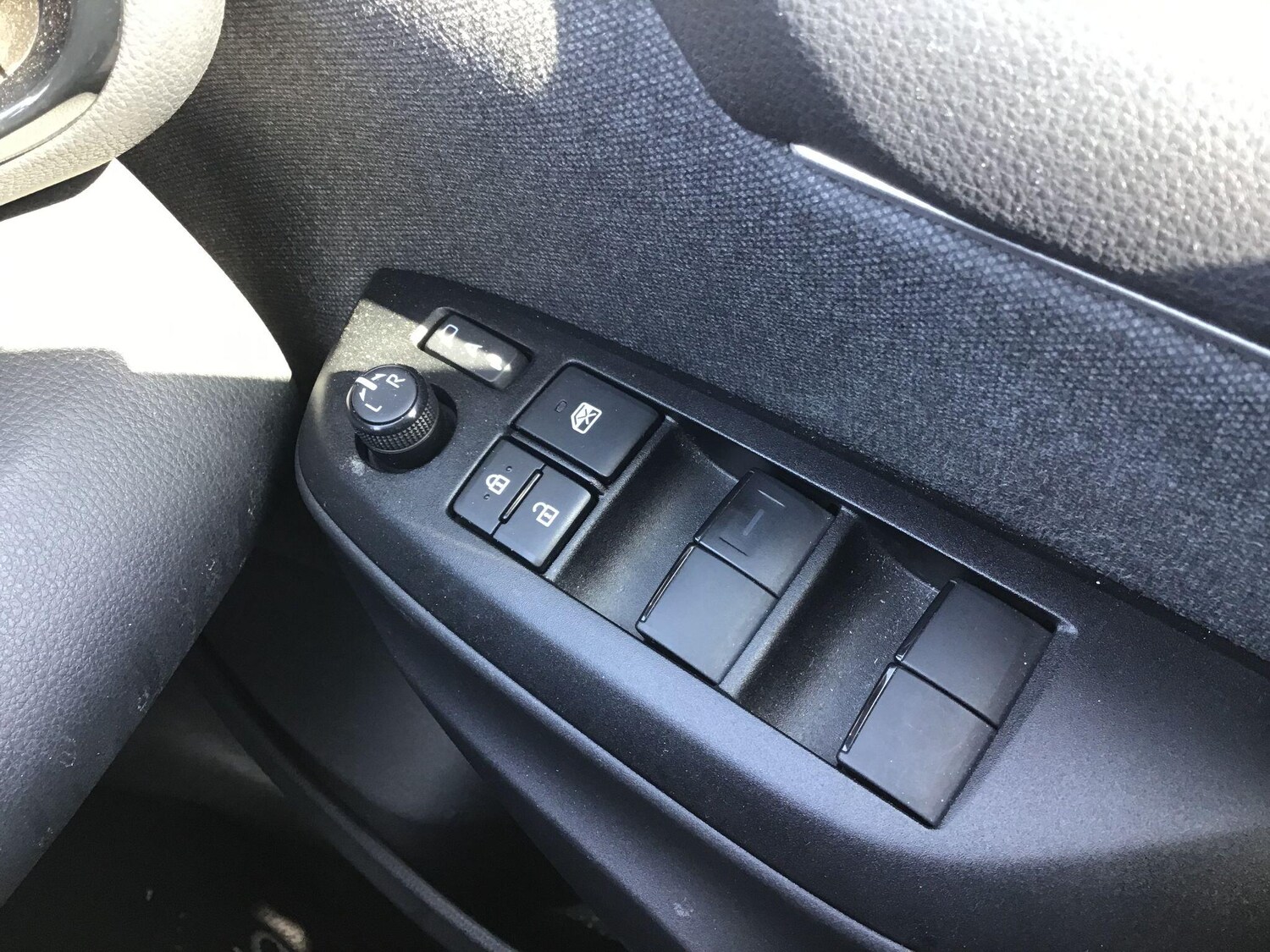 Used Toyota Yaris for sale - 78214785: Photo 16