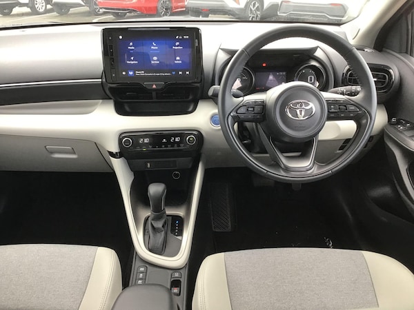 Used Toyota Yaris 2022 for sale - 76108518: Photo 14