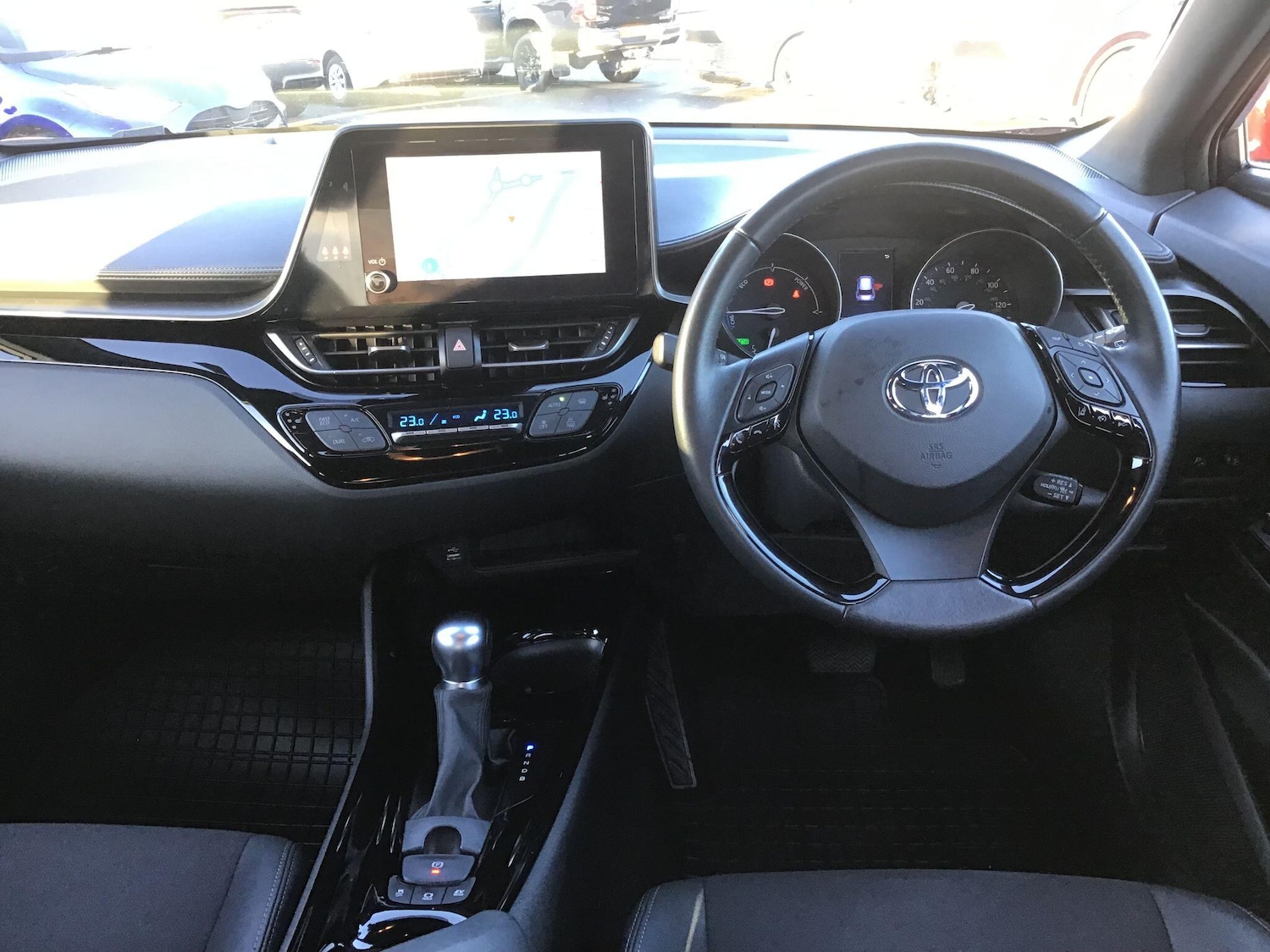 Used Toyota C-HR 2023 for sale - 76926238: Photo 14