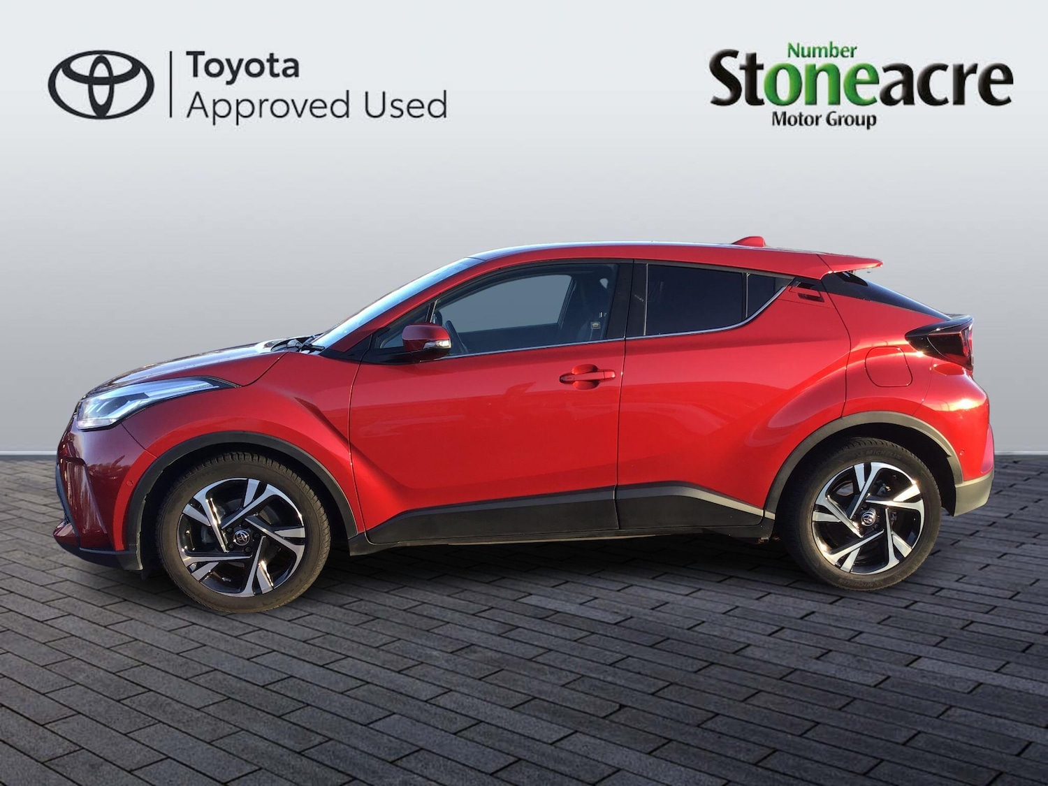 Used Toyota C-HR 2023 for sale - 76926238: Photo 8