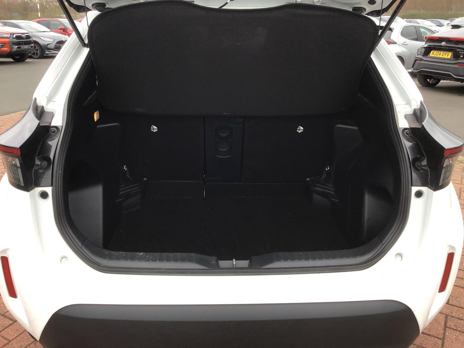 Used Toyota Yaris Cross for sale - 77970638: Photo 23