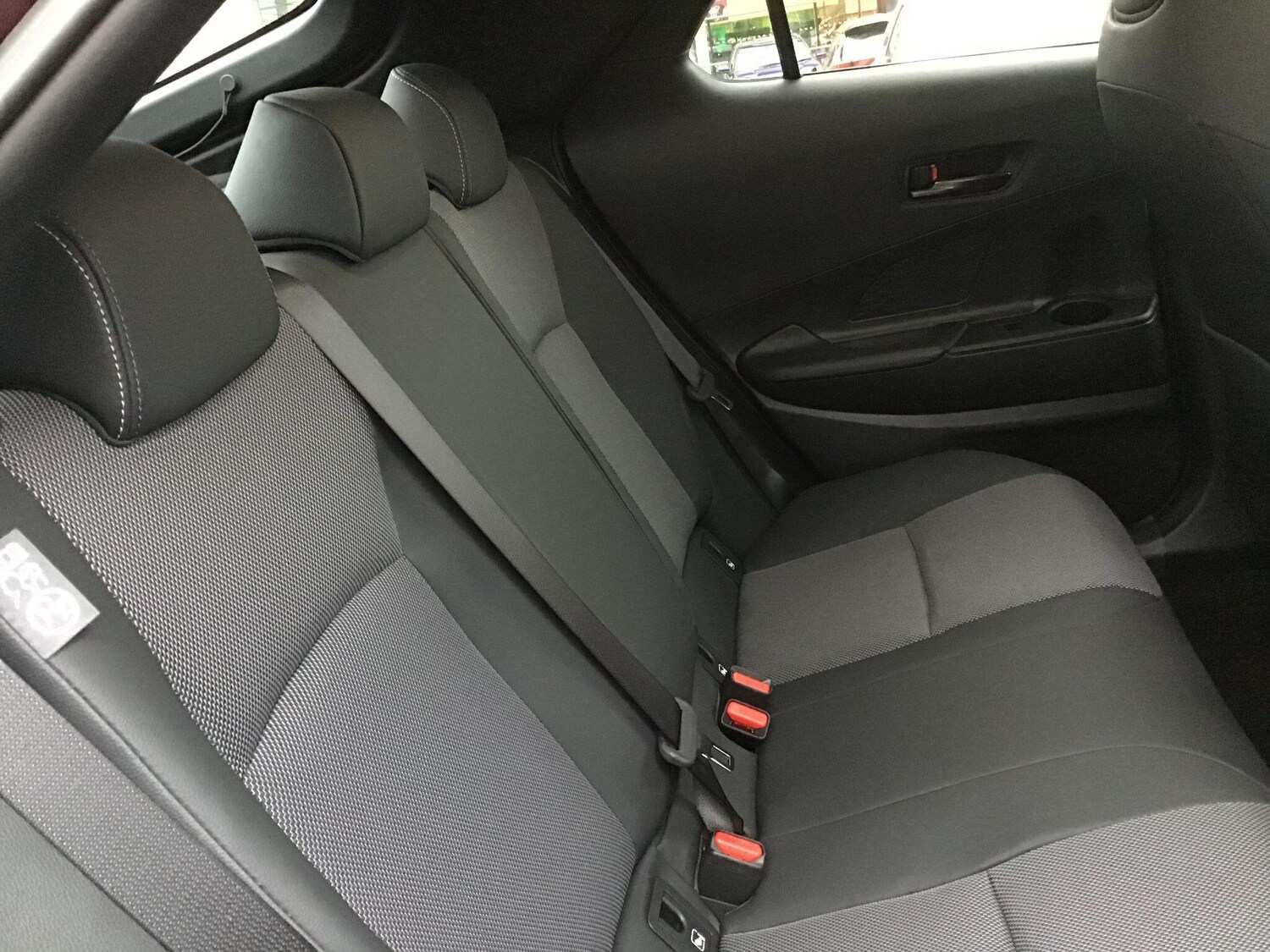 Used Toyota C-HR 2025 for sale - 78171008: Photo 10